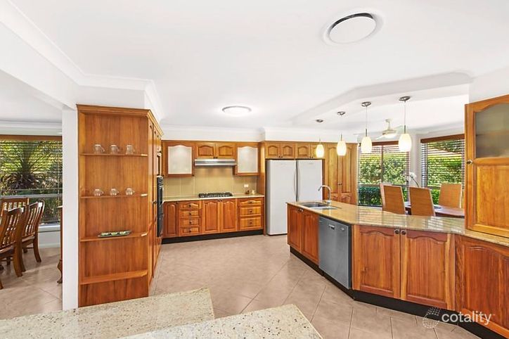 5 Old Farm Pl, Ourimbah, NSW 2258