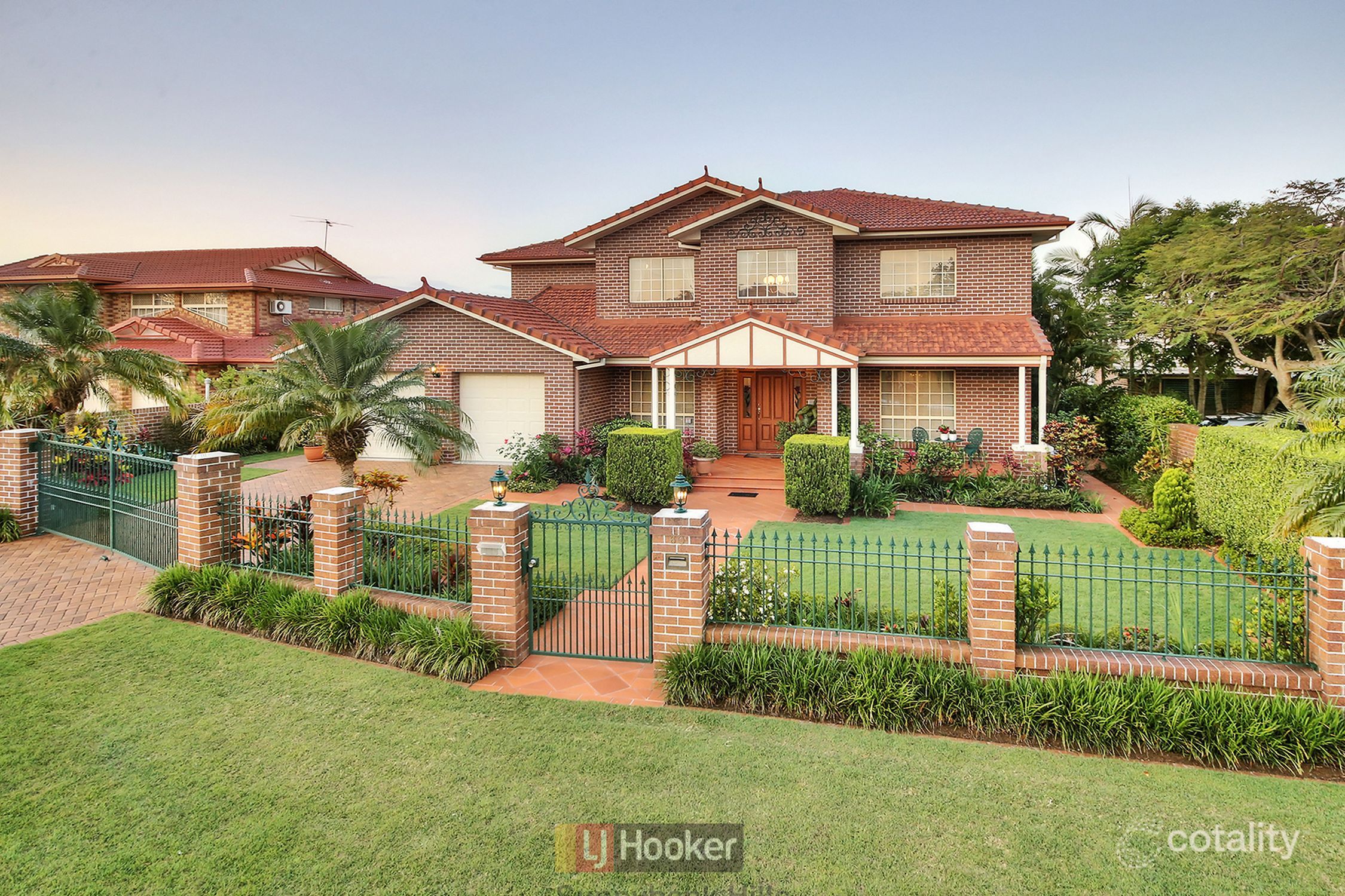 60 Delfin Dr, Macgregor, QLD 4109