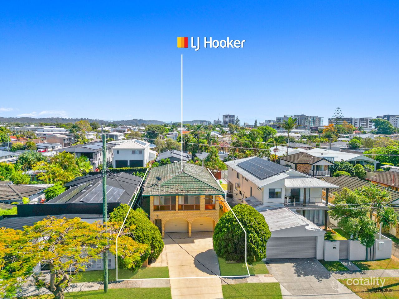 35 First Ave, Palm Beach, QLD 4221