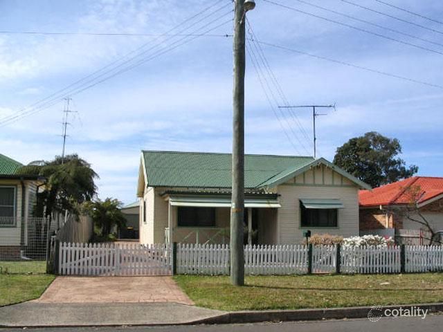 11 Steel St, Towradgi, NSW 2518
