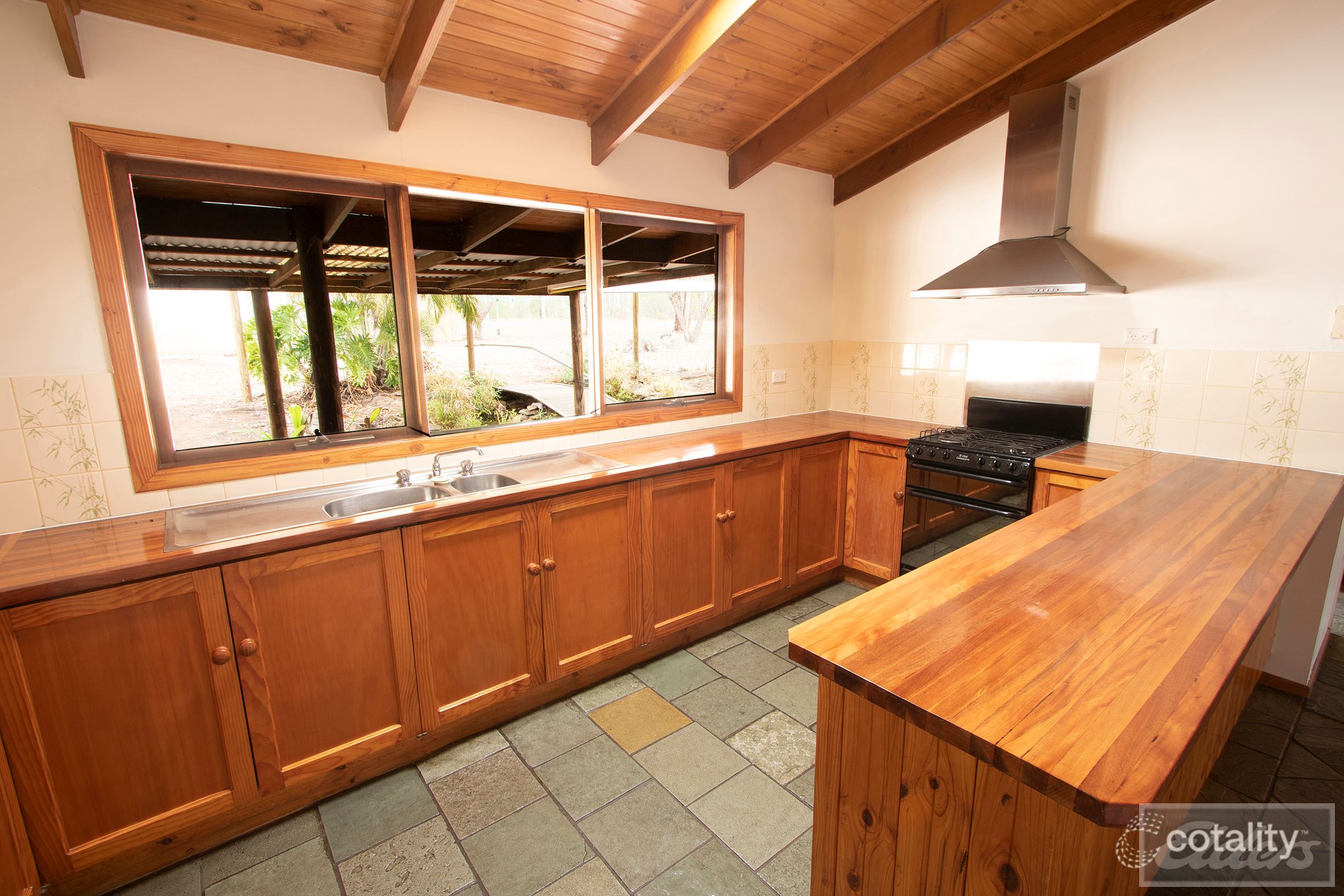 9 Tarantall Rd, Forest Hill, QLD 4342