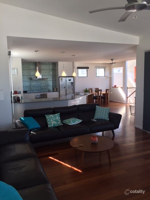 7 Woodfull Cres, Pottsville, NSW 2489