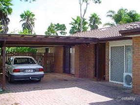 2/8 Hoya Ct, Labrador, QLD 4215