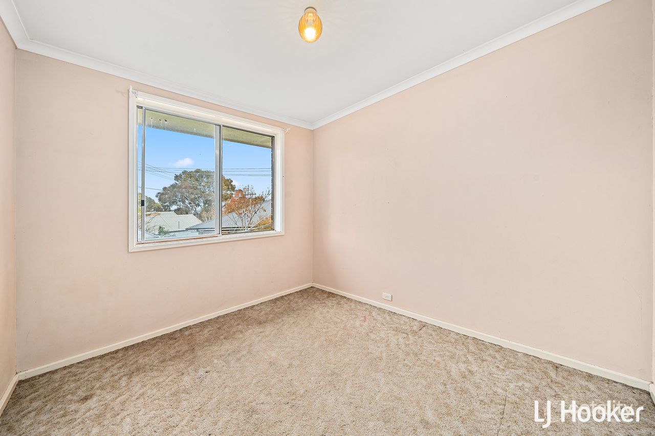 6 Amadio Pl, Melba, ACT 2615