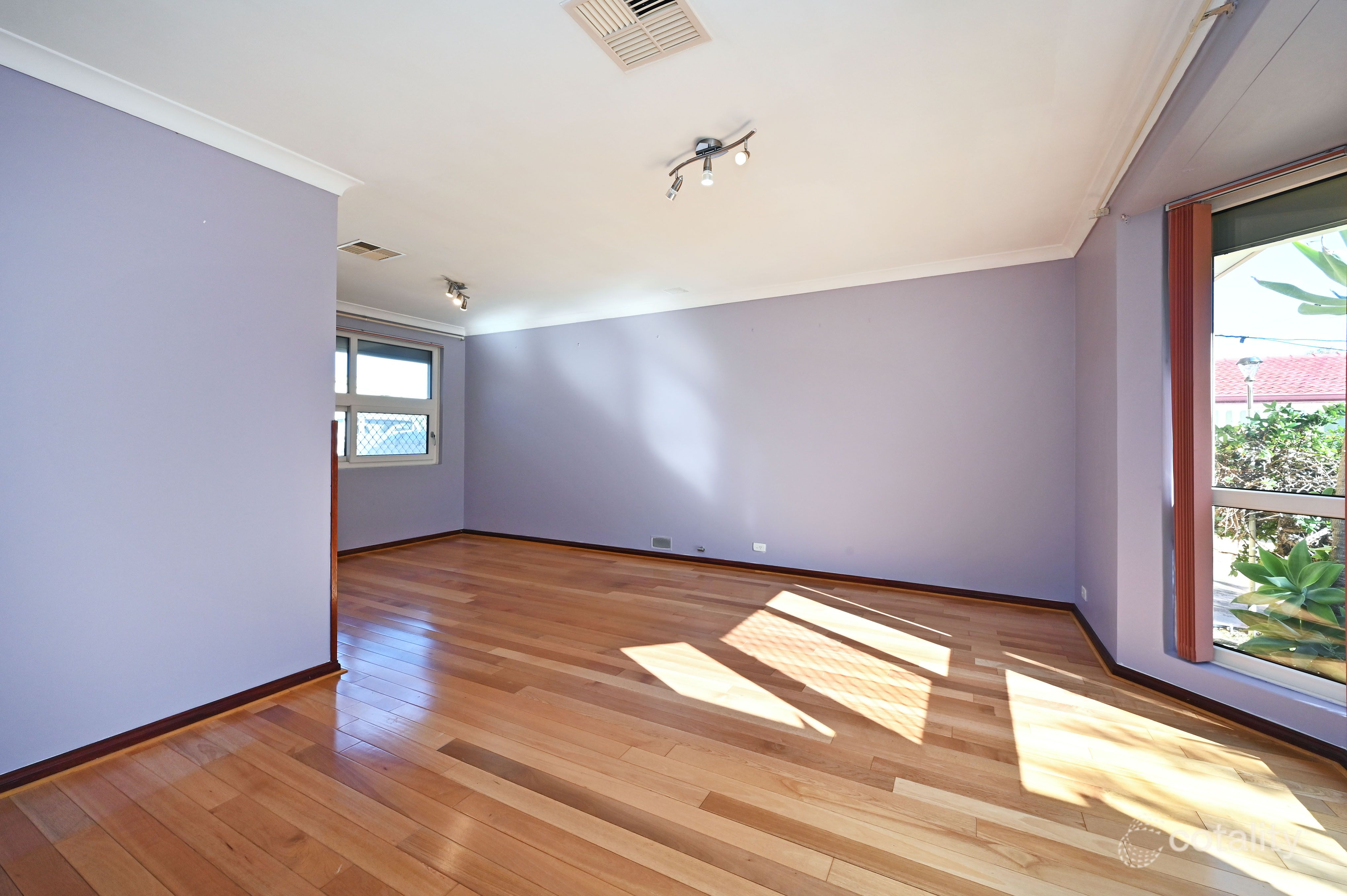 142 Jones St, Stirling, WA 6021