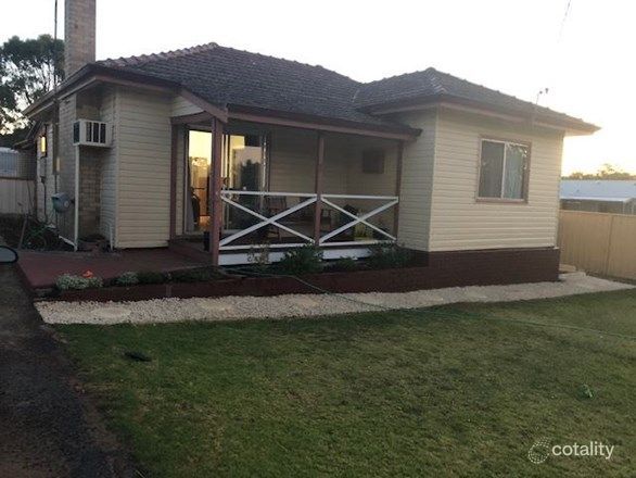 7 Burrowes St, Darkan, WA 6392