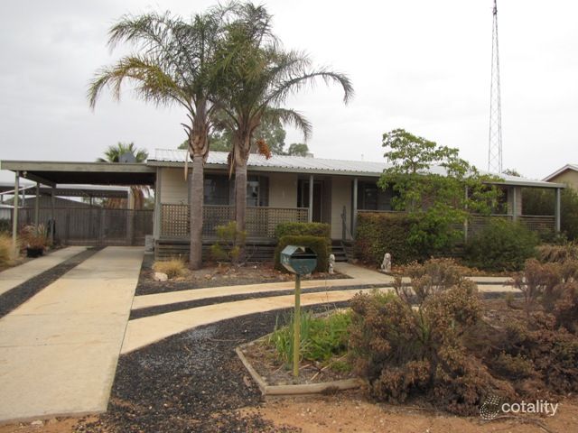 13 Federal St, Morgan, SA 5320