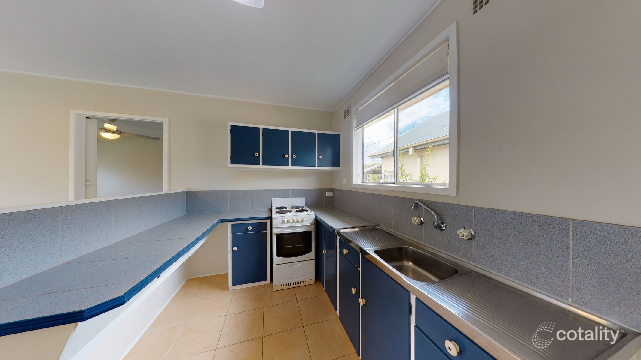 1/3 Laxton Cres, Belmont North, NSW 2280