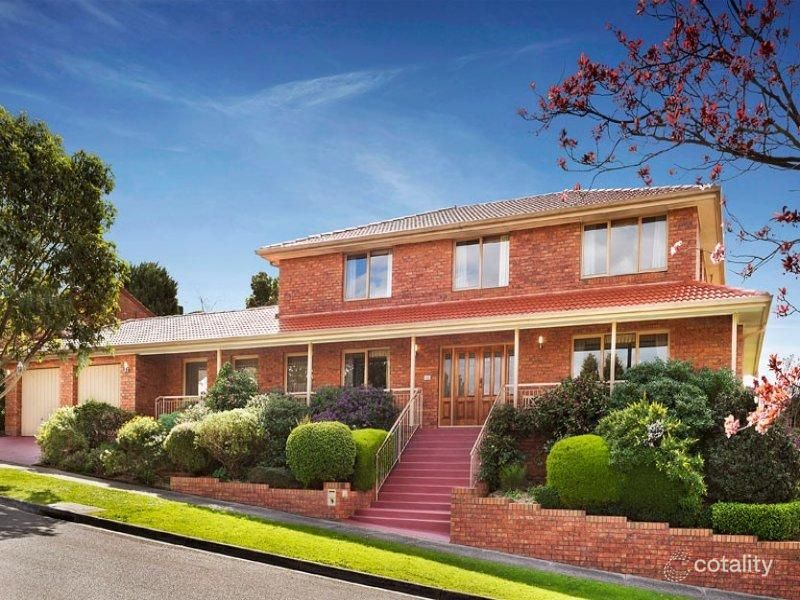 15 Maverick Cl, Doncaster, VIC 3108