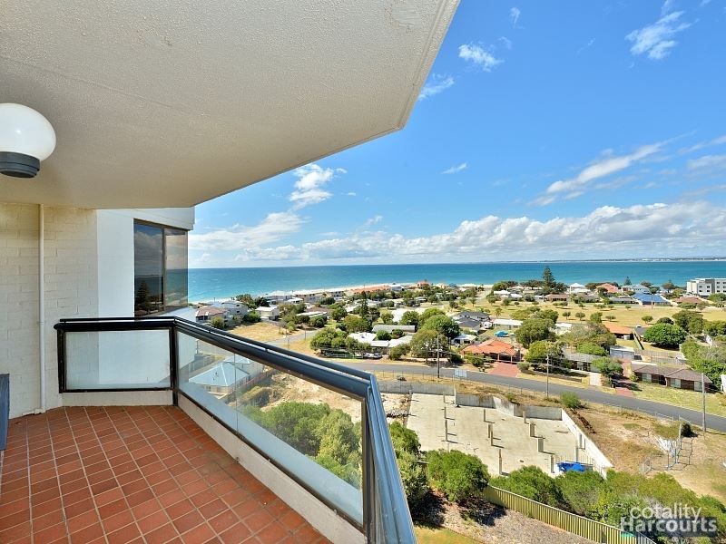 30/6a Valley Rd, Halls Head, WA 6210