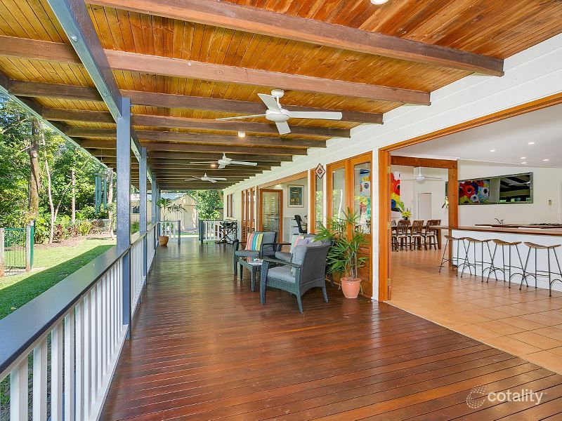7 Rangeview Cl, Smithfield, QLD 4878