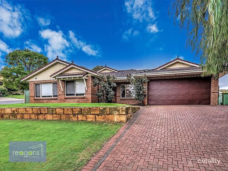 5 Stenton Cnr, Leeming, WA 6149