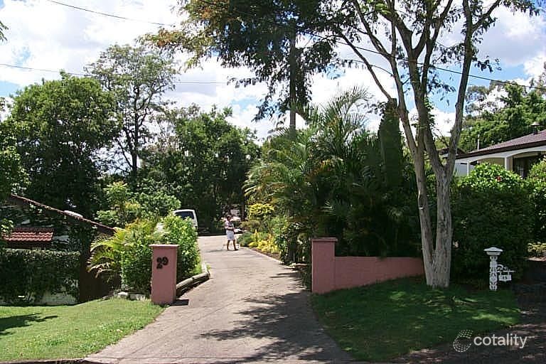29 Strathspey St, Kenmore, QLD 4069