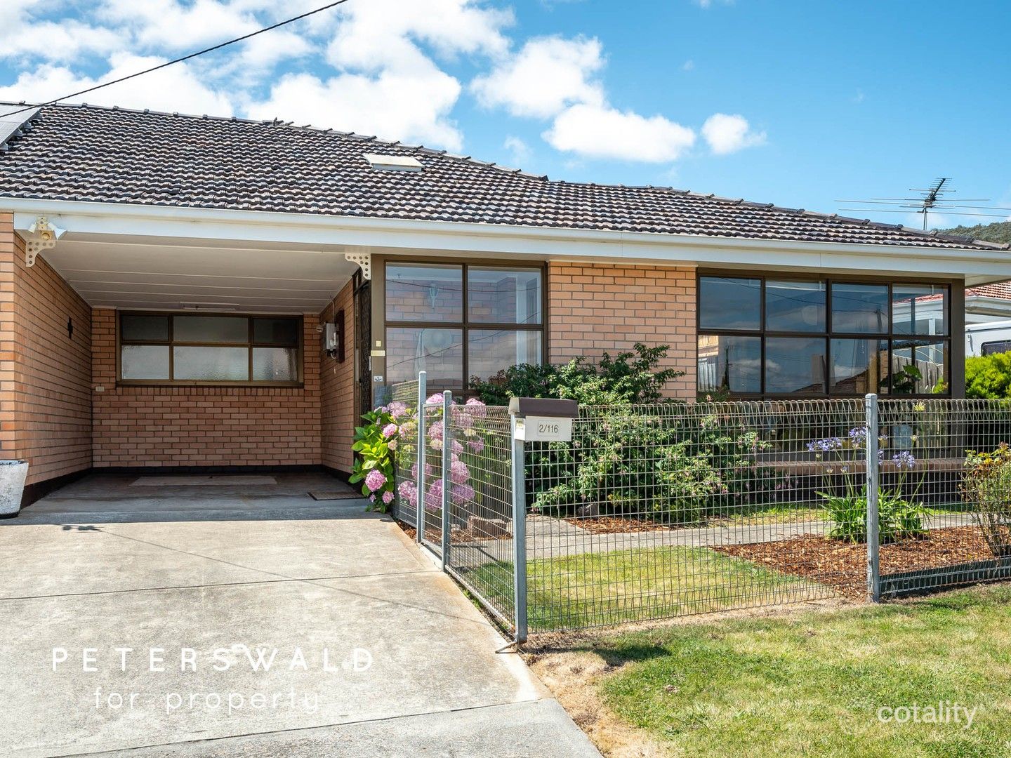 2/116 Carella St, Howrah, TAS 7018
