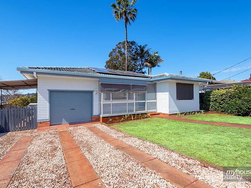 10b Esmond St, Rockville, QLD 4350