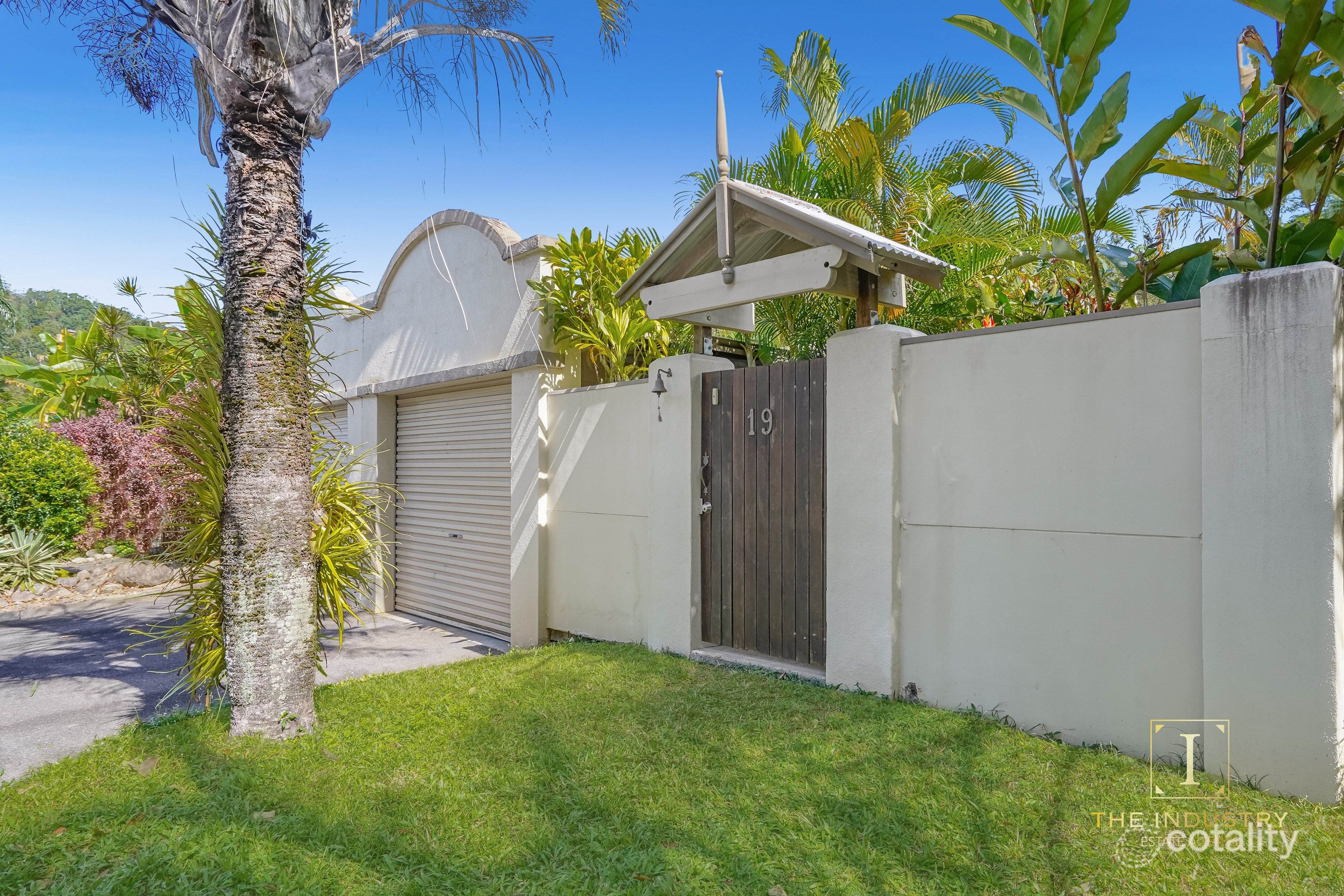 19 Macalister Pl, Smithfield, QLD 4878