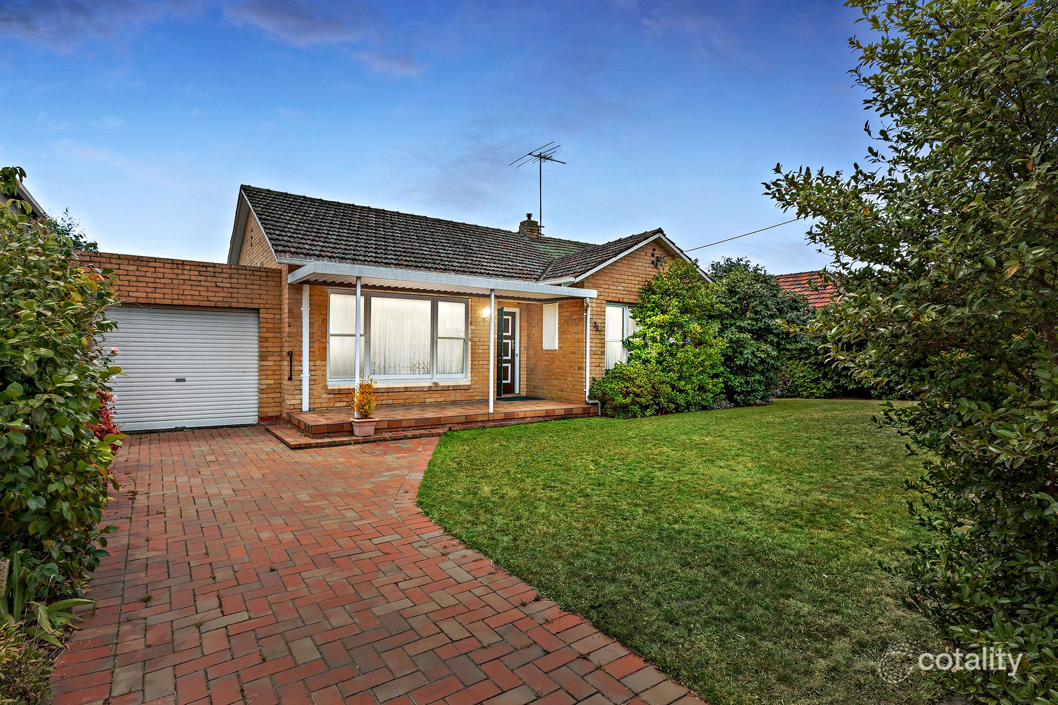 31 Burroughs Rd, Balwyn, VIC 3103