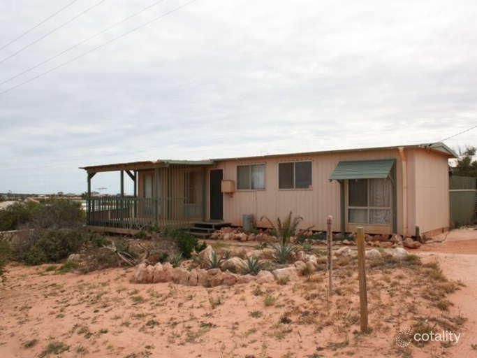 2 Talbot St, Denham, WA 6537