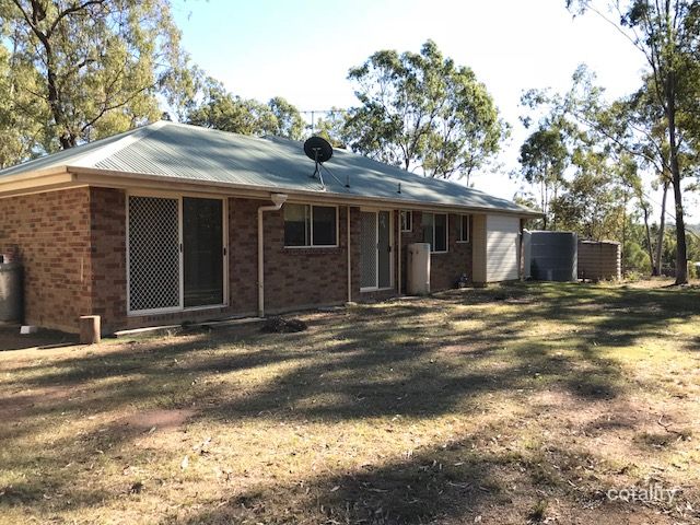 84 Gloucester Ct, Mount Hallen, QLD 4312