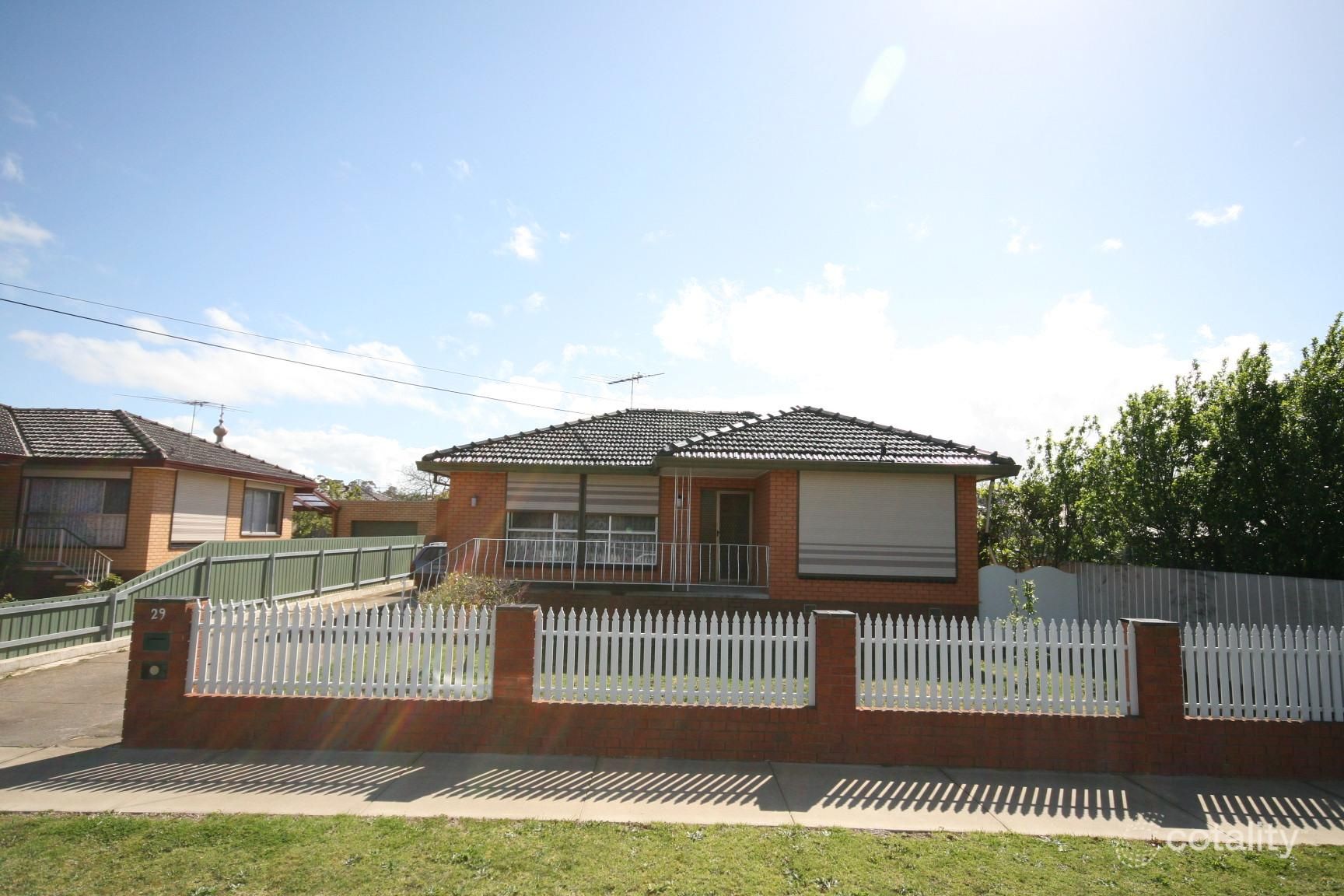 29 Willow Cres, Bell Park, VIC 3215