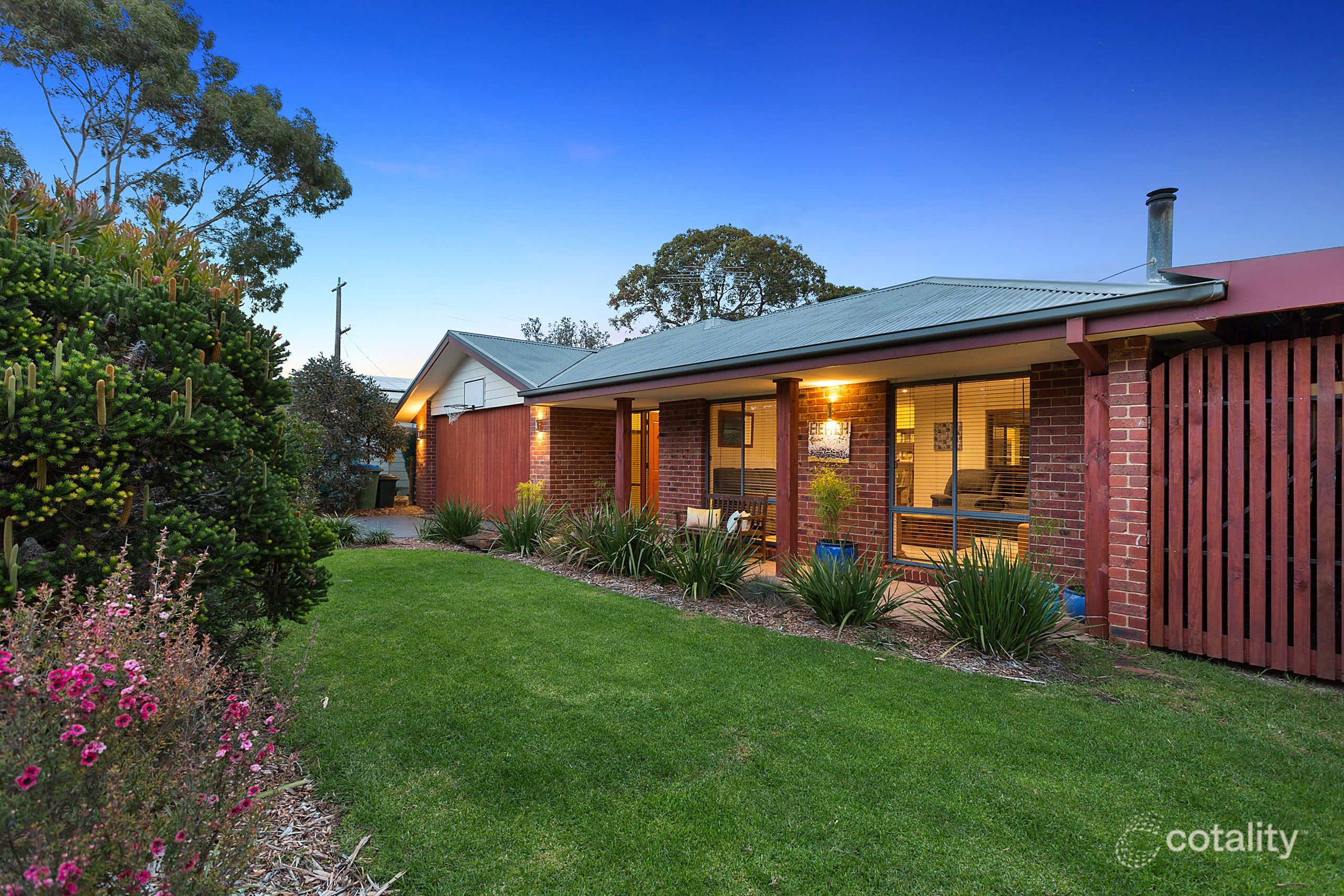6 Marmaduke St, Balnarring Beach, VIC 3926