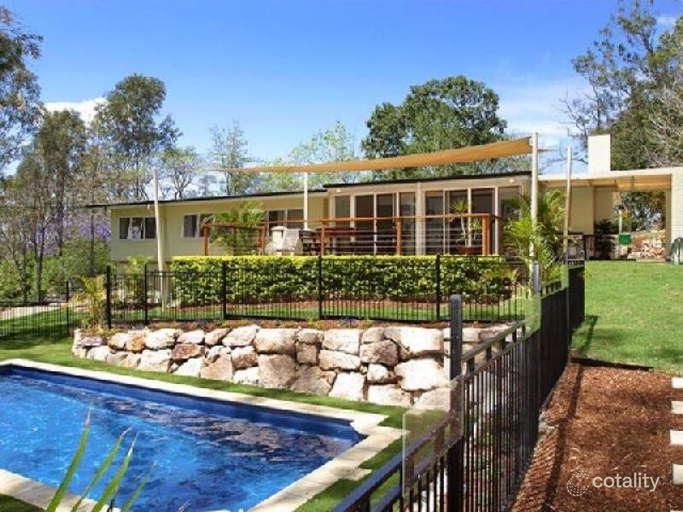 252 Rafting Ground Rd, Brookfield, QLD 4069