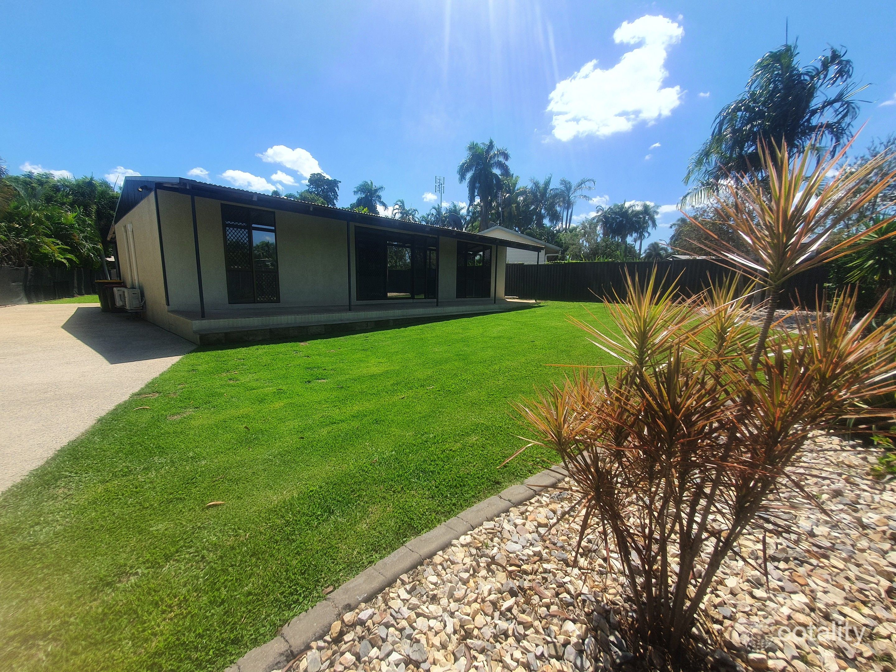 51 Baldwin Dr, Woodroffe, NT 0830