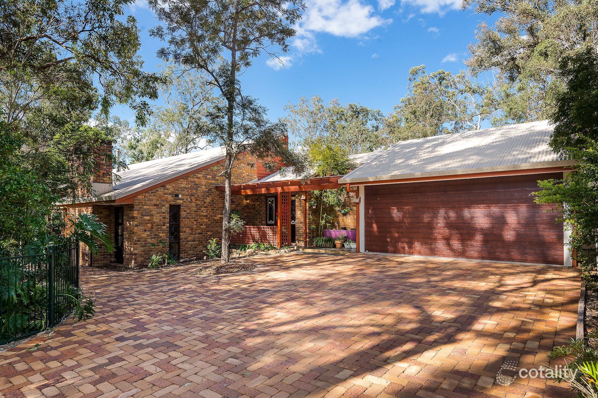 5 Roxburgh Road, Wights Mountain, QLD 4520 | Property Value & History ...