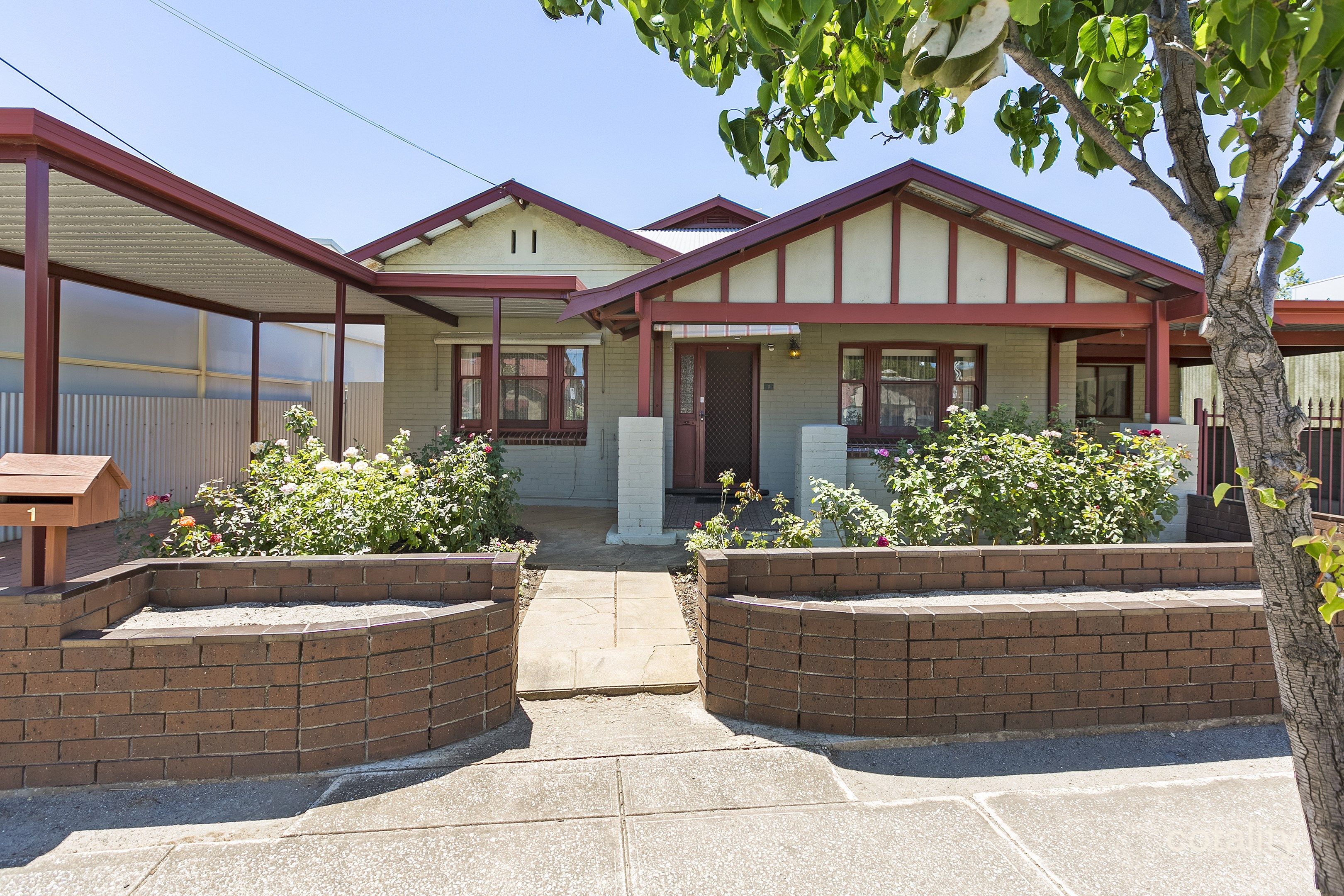 1 Clarence St, Hilton, SA 5033