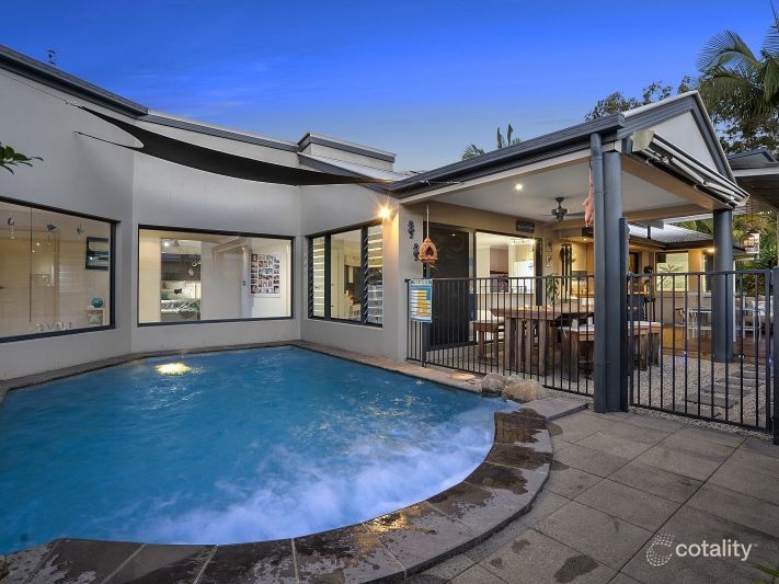 4 Earl Ct, Landsborough, QLD 4550