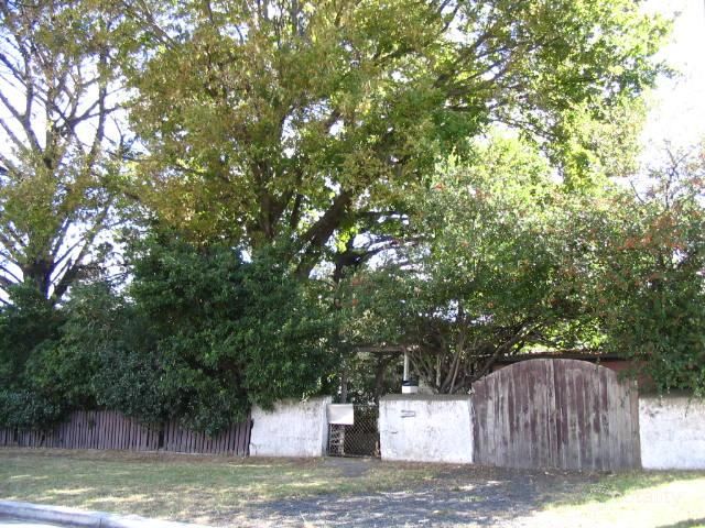 8-10 Lang St, Oak Flats, NSW 2529