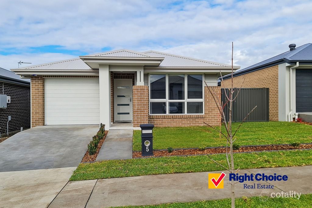 5 Mulberry Ct, Calderwood, NSW 2527