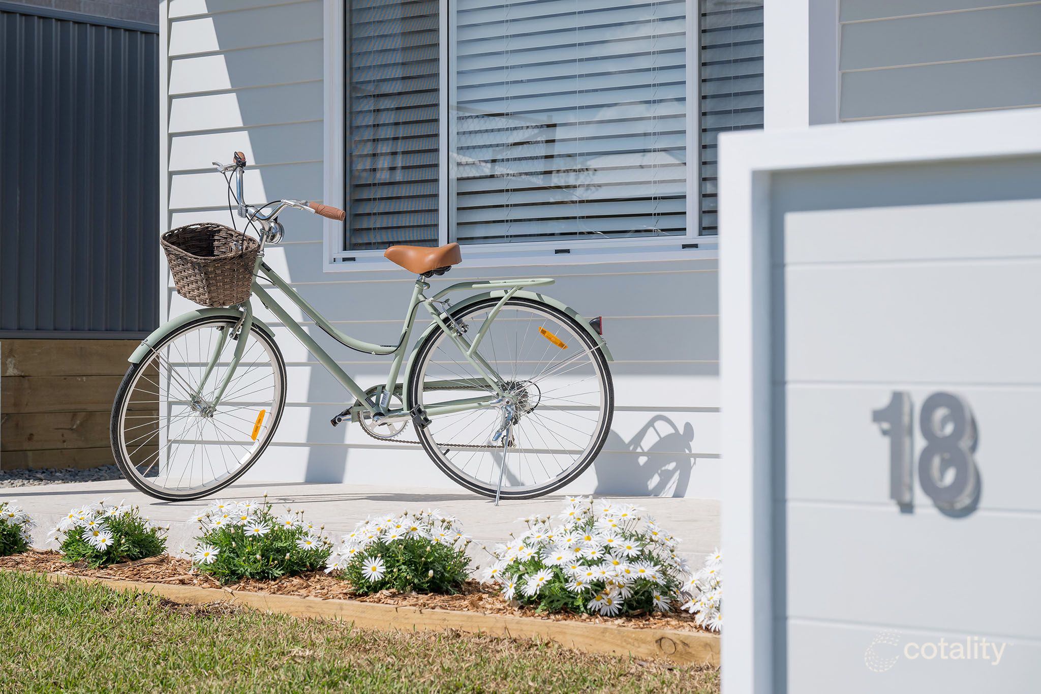 18 Dominica St, Lake Cathie, NSW 2445