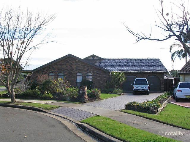 8 Meroo Cl, Wakeley, NSW 2176