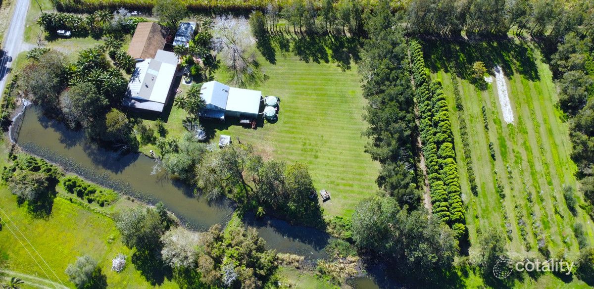 219 Middle Rd, Palmers Island, NSW 2463