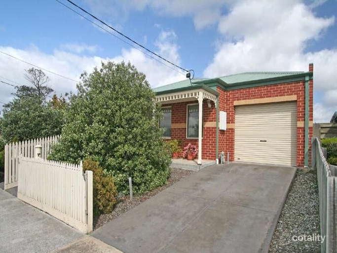 28a Bainbridge Cl, Craigieburn, VIC 3064
