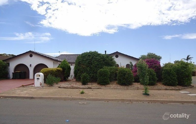 4 Springwood Rd, Risdon Park South, SA 5540