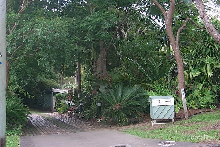 17 Louise St, Kenmore, QLD 4069