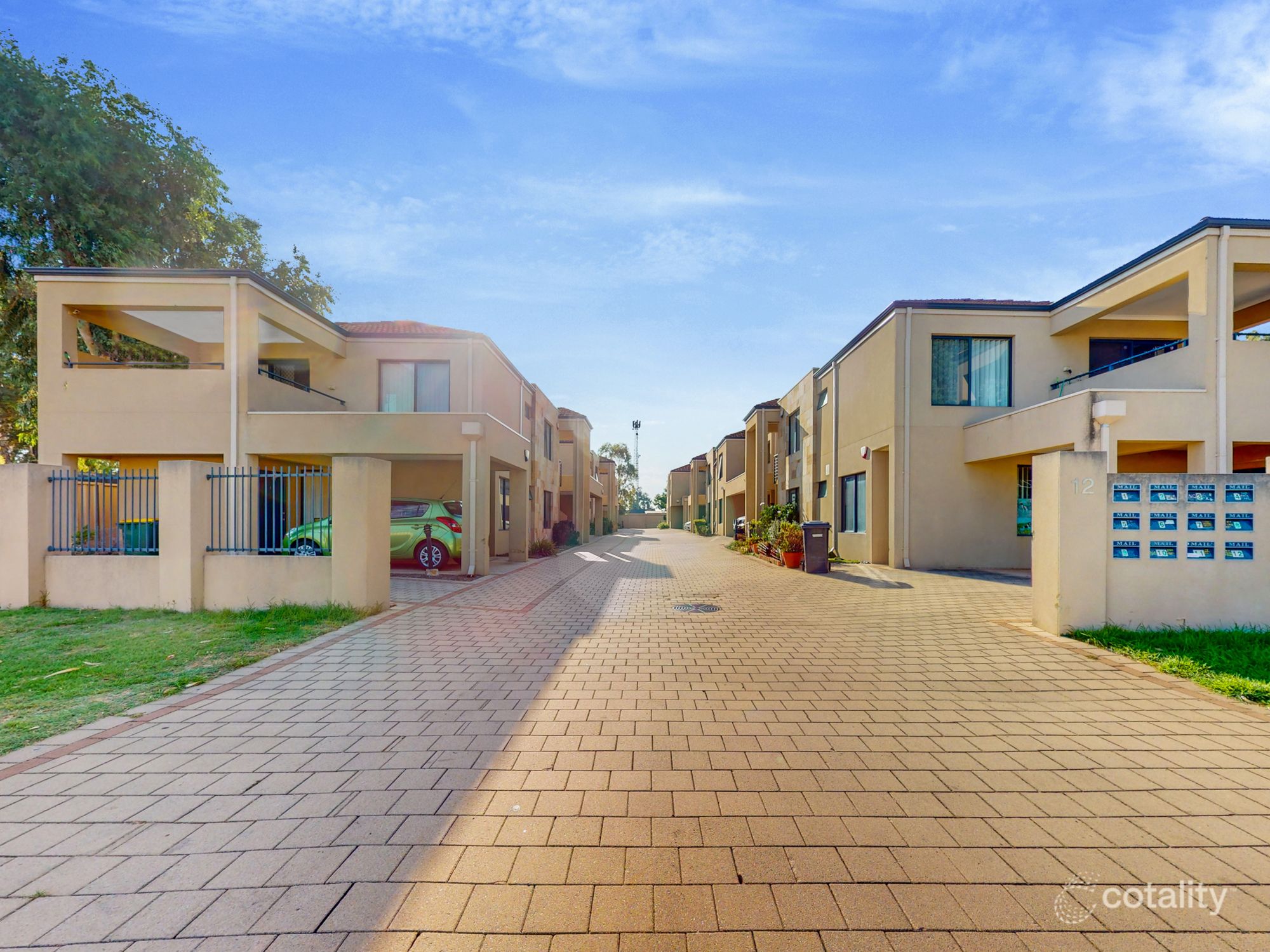 9/12 Dalziell St, Maddington, WA 6109