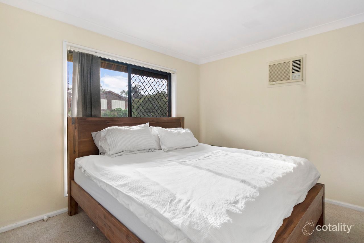 25 Glenalwyn St, Holland Park, QLD 4121