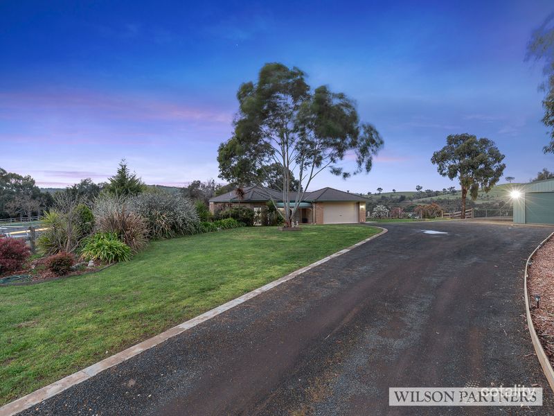 735 Ogradys Rd, Wandong, VIC 3758