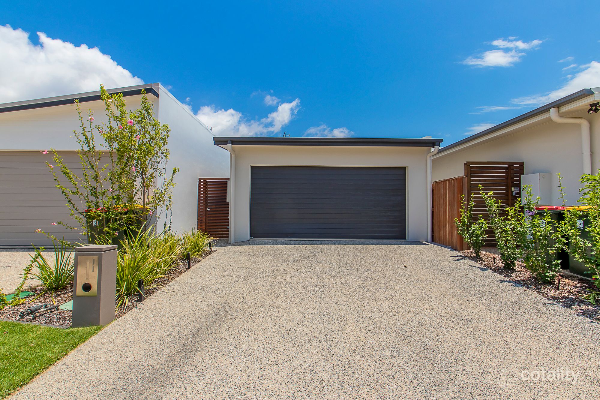 11 Castleview Lane, Garbutt, QLD 4814