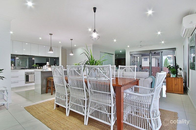 99 Cothill Rd, Silkstone, QLD 4304