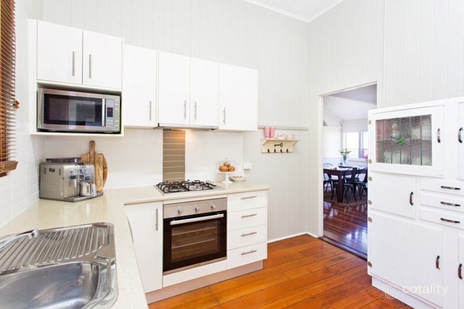 1 Rifle Range Rd, Gympie, QLD 4570