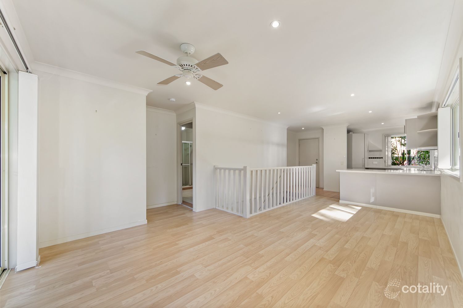 25/31 Simpsons Rd, Elanora, QLD 4221