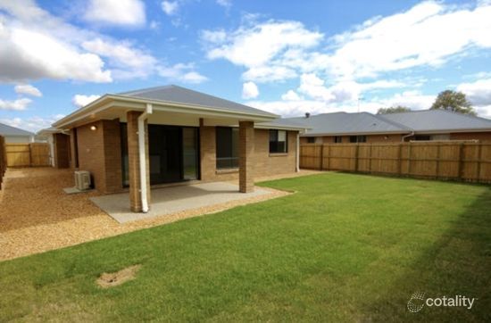 104 Milan Rd, Redbank, QLD 4301