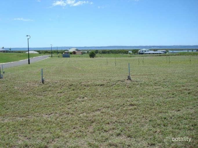 48 Windjammer Cct, River Heads, QLD 4655
