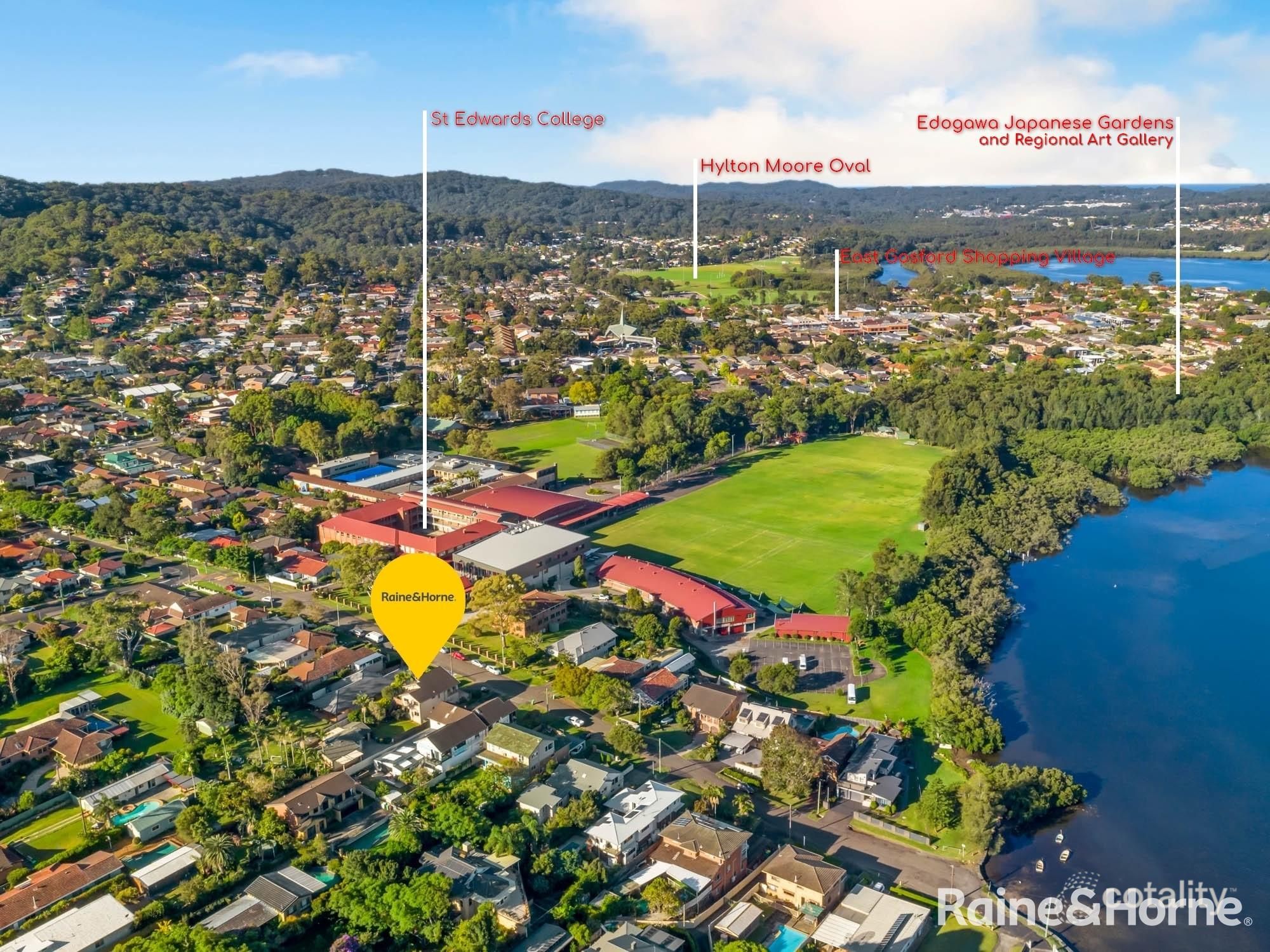 18 Frederick St, Point Frederick, NSW 2250