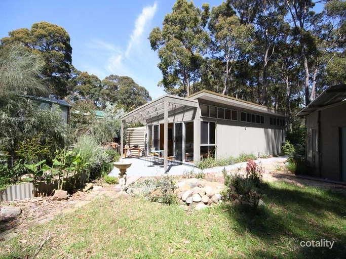 4 Lloyd Pl, Mystery Bay, NSW 2546