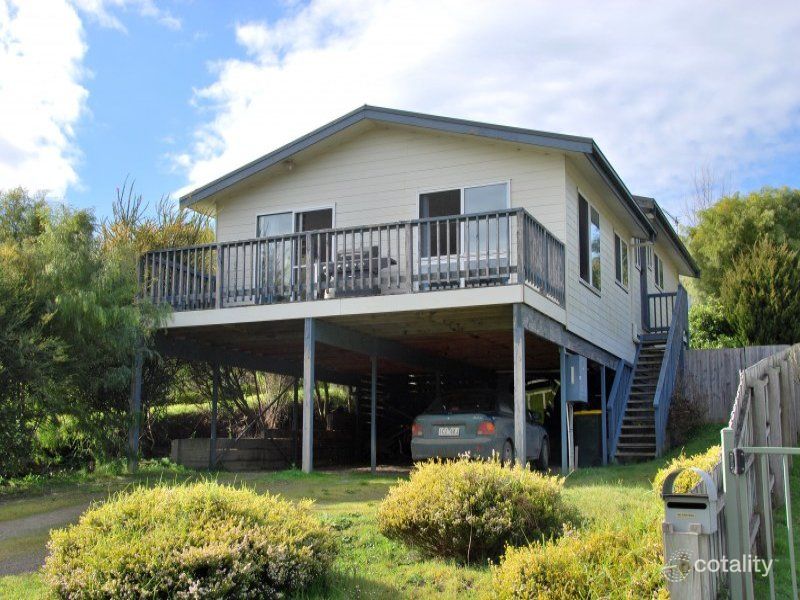 10a Toora Rd, Foster, VIC 3960